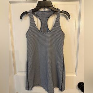 Lululemon CBR Racerback Inkwell Blue‎ & White Tank Top Size 4